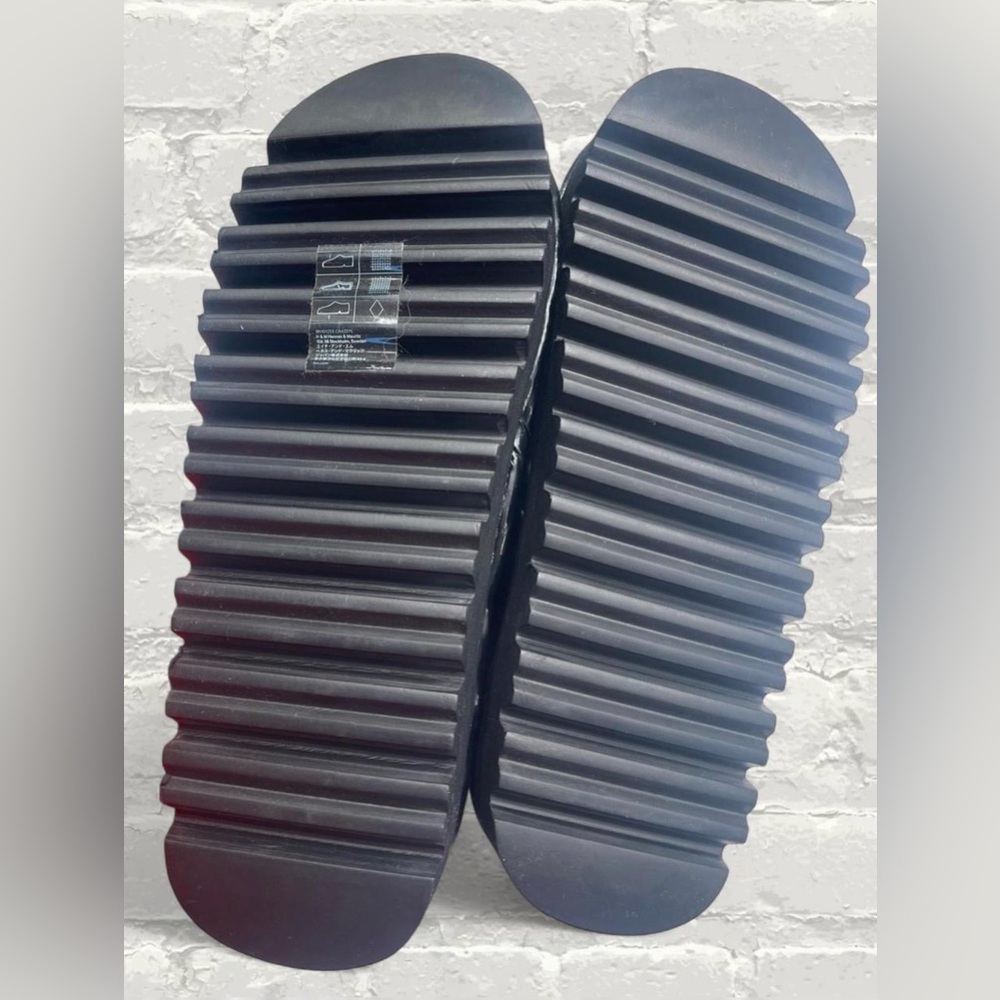 H&M Padded Booties - Picture 4 of 4